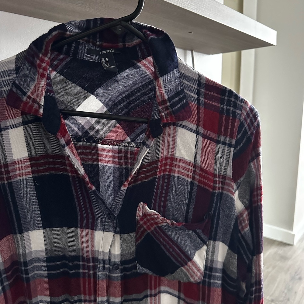 Forever 21 | Plaid Button-Up Shirt
